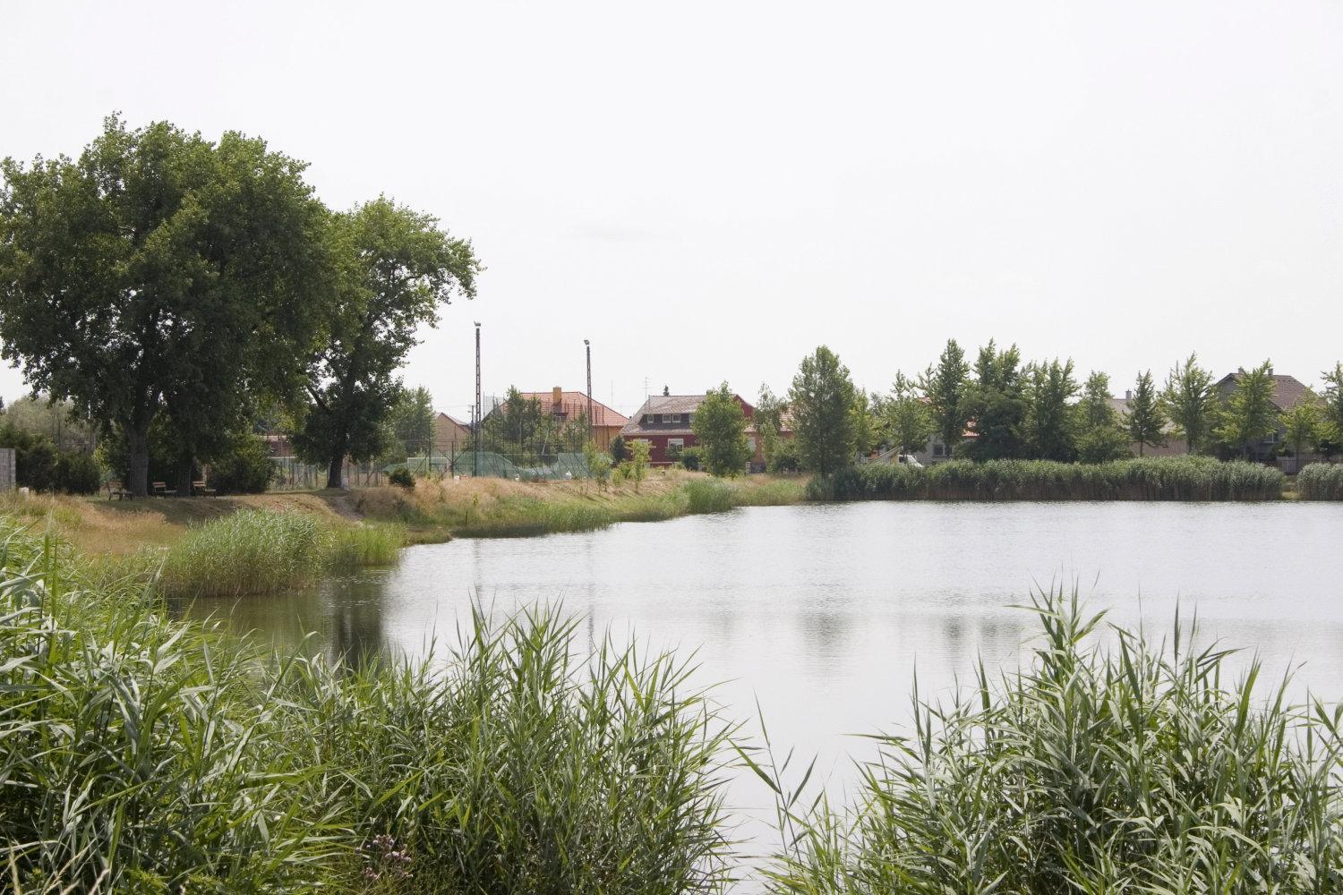 Erdos Apartments Mosonmagyarovar Exterior photo